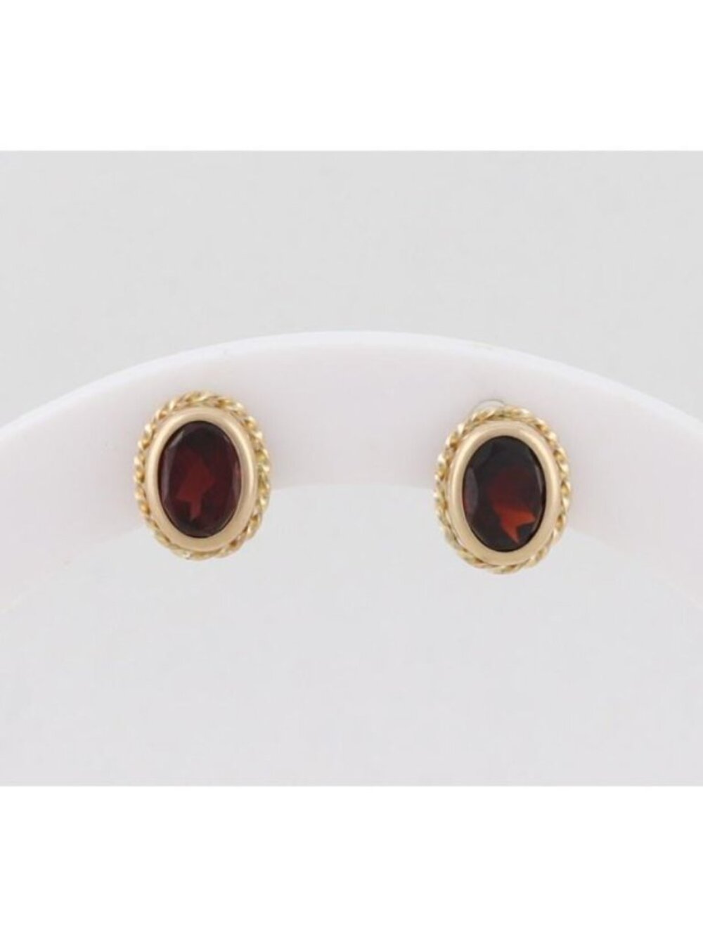10k Yellow Gold Natural Garnet Earrings Studs 1/2" x 3/8"